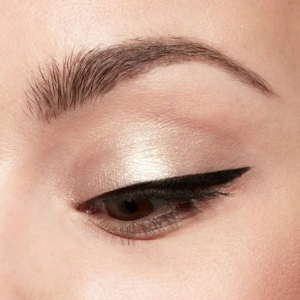 Stila Shimmer and Glow Liquid Eyeshadow-Kitten